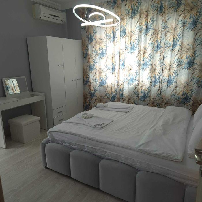 Страхотен двустаен апартамент в центъра на Сарафово за нощувки