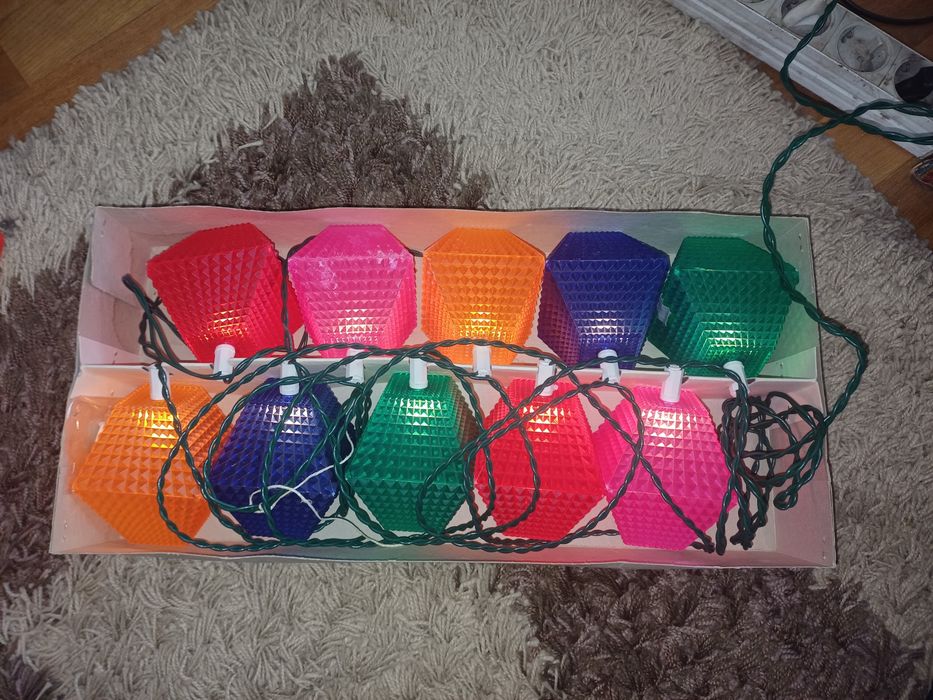 Instalatie pom de Craciun perfect functionala                 .