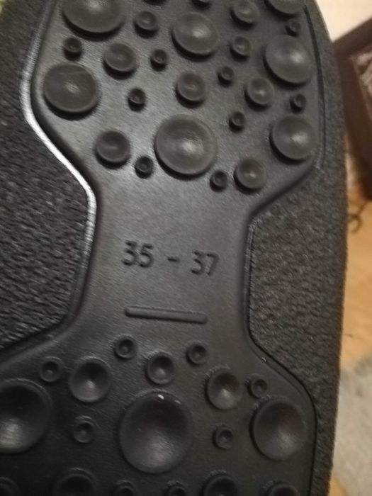 Оригинални! Нови! MOSCHINO