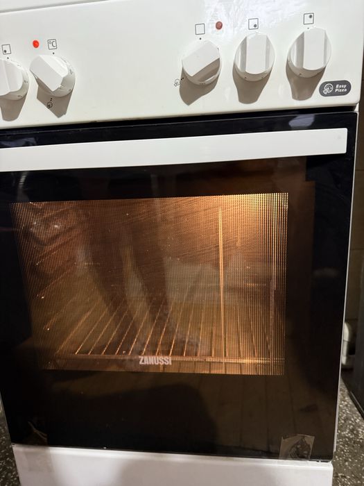 Кухненска печка  Zanussi