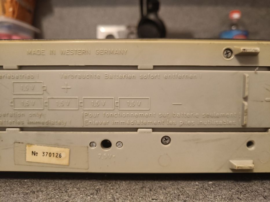 Aparat radio Schaub Lorenz Touring80