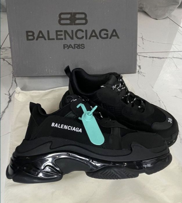 Дамски Balenciaga triple s