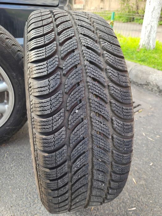 Jante aluminiu si roți.