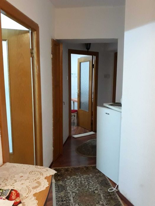 dau in chirie ap.2 cam., decomandat, bul.Dacia