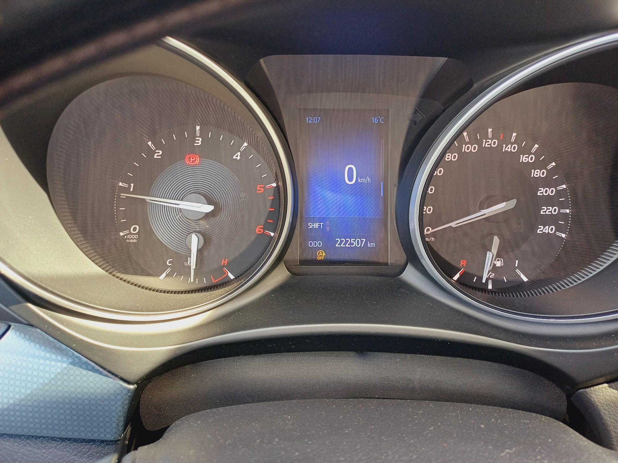 Toyota Avensis 2015 Anunț Valabil