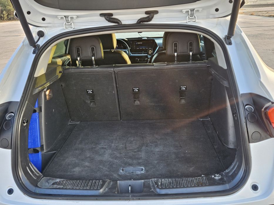 Avtomashina Trax active. Koreya maxsuloti