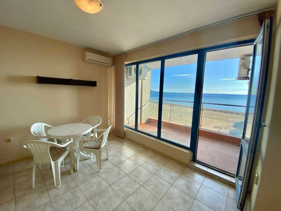 Продава се Двустаен апартамент в к.к. Слънчев бряг - 75 кв.м за 1760 €/кв.м - Снимка #1