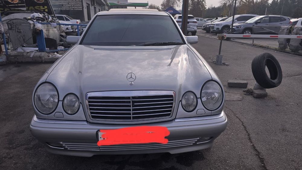 Продается Mersedes-Benz W210.