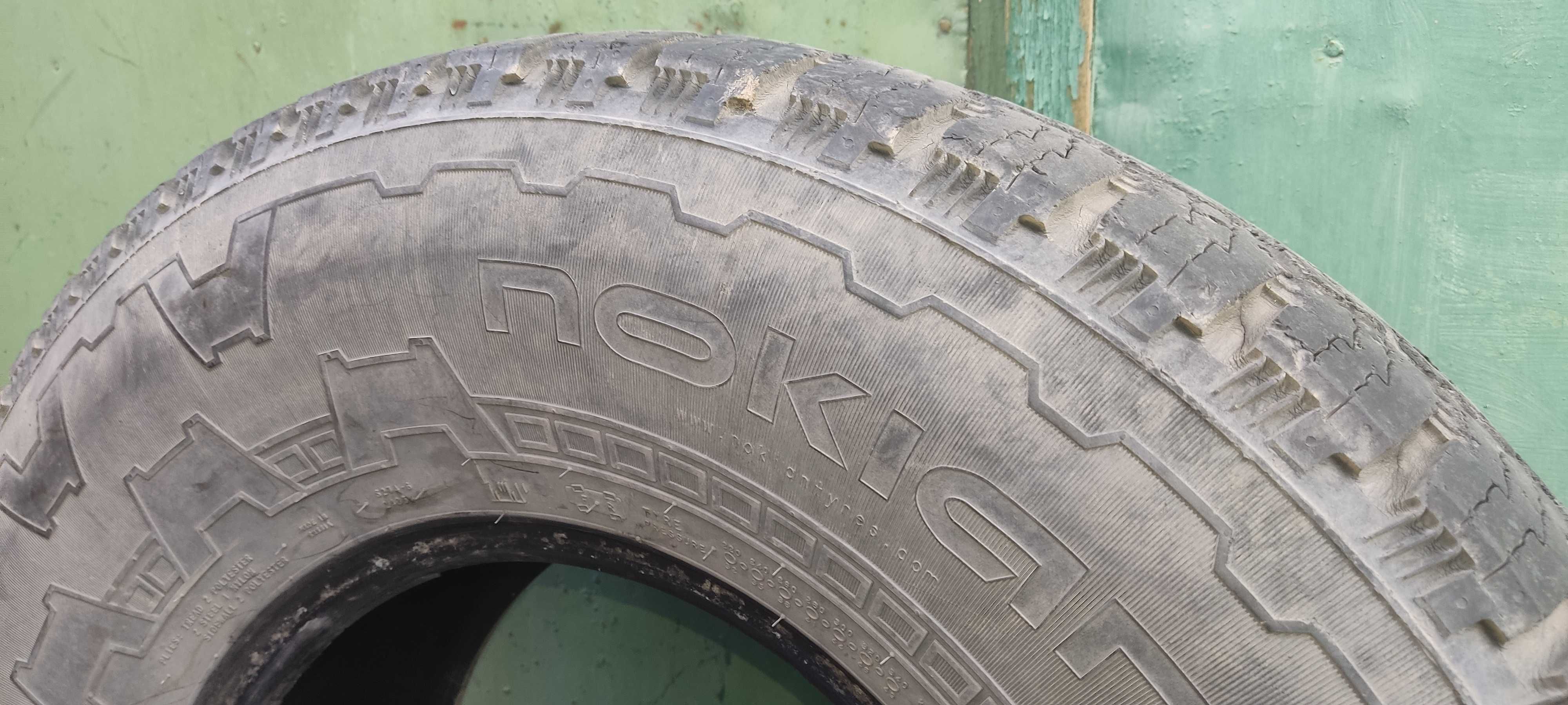 Шины б/у нокиан а/т 265/75 R16 4 шт за 35000