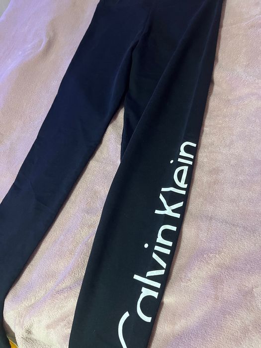 Calvin Klein екип