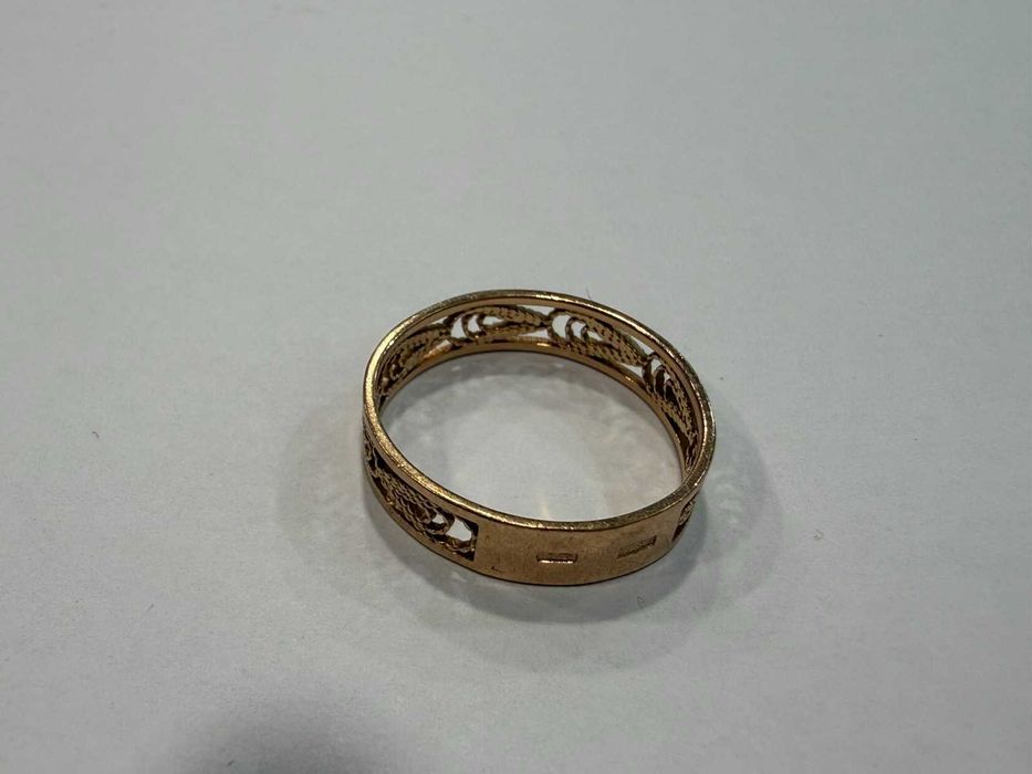 Златен дамски пръстен – 1.86г