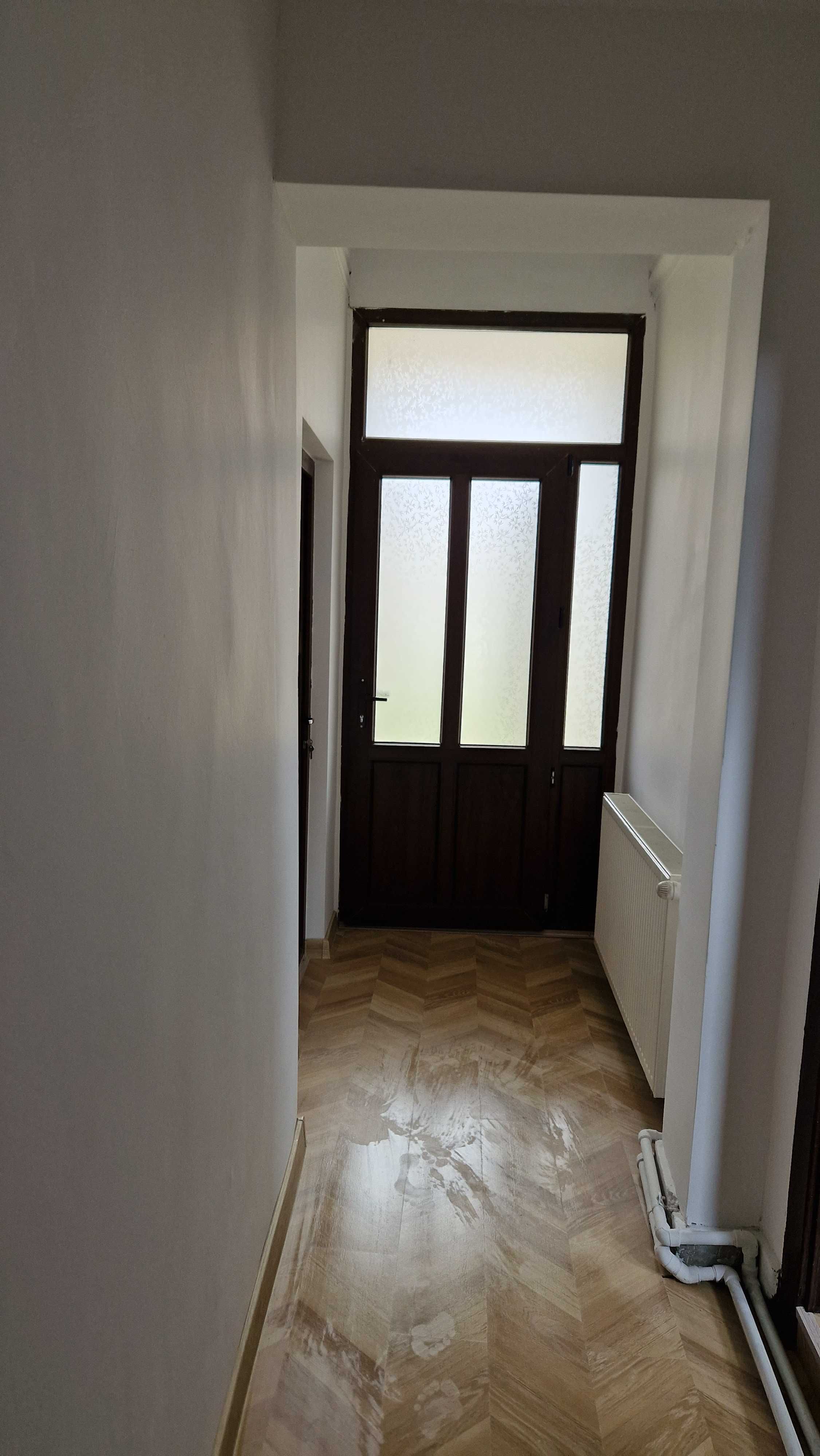 Casa deosebita Pucioasa sat!!!Accept schimb cu apartament în București