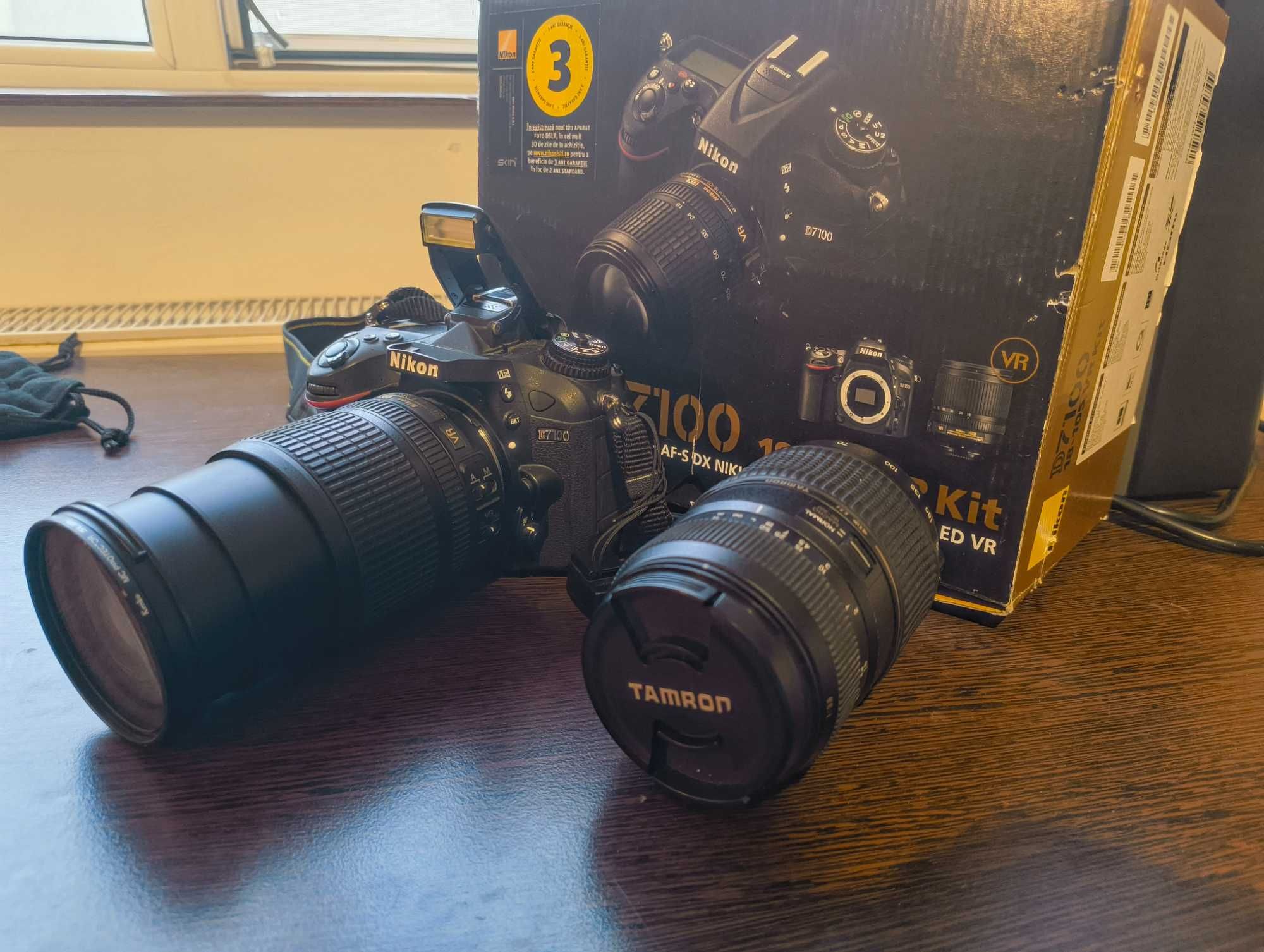 Aparat Foto Nikon 7100 cu două obiective