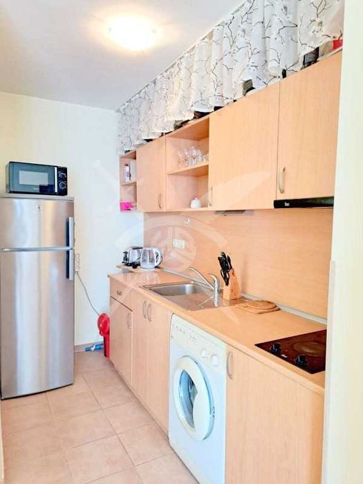 Продава се Тристаен апартамент в Свети Влас - 78 кв.м за 1129 €/кв.м - Снимка #2