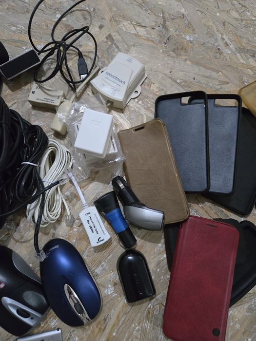 Huse telefon, încărcătoare,casti