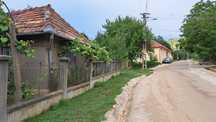 CASĂ DE VÂNZARE LA 2 km de Jibou sat Rona