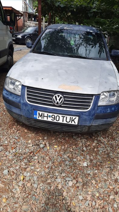 Vand vw passat intreg pentru dezmembrari