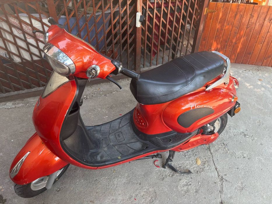 Vand/Schimb scuter electric