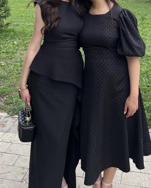 Продаются платья недорого