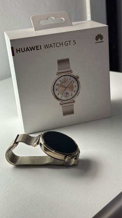 Смарт часовник Huawei Watch GT 5, 41mm