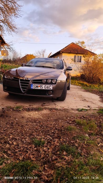 Vând sau schimb Alfa Romeo 159