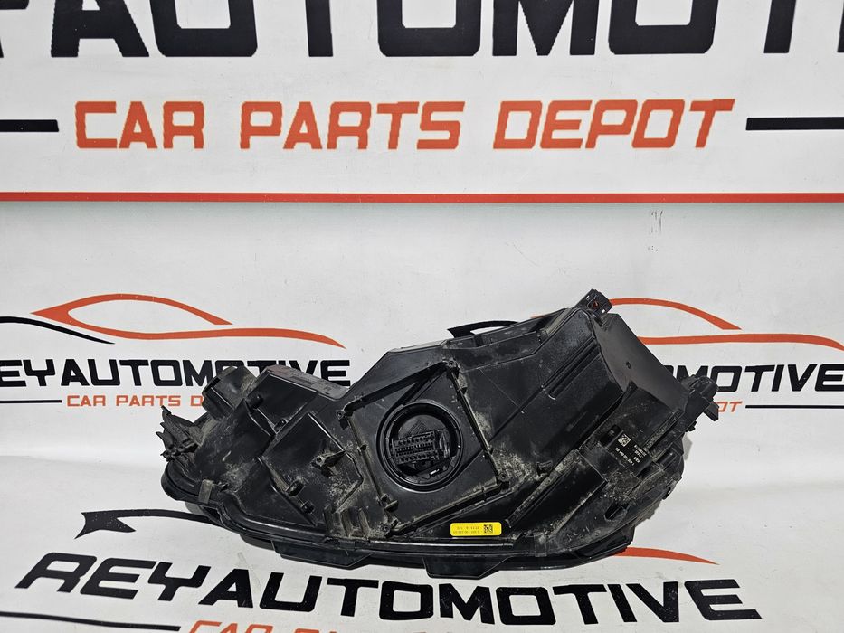 Far dreapta led Audi A5 8W dupa 2016 avariat