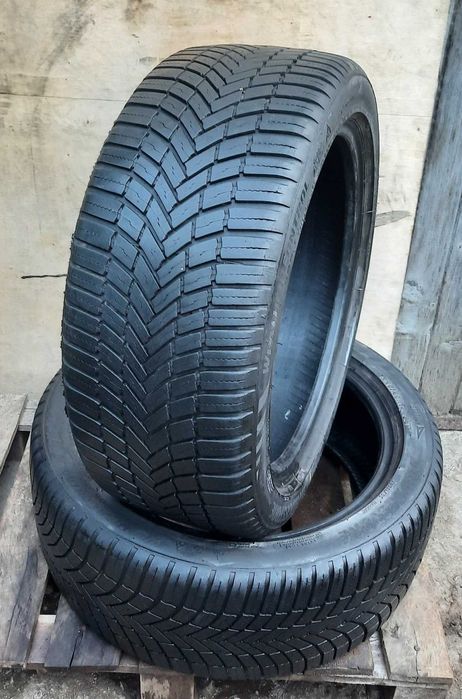 2 броя всесезонни гуми 225 45 17 дот22  Bridgestone