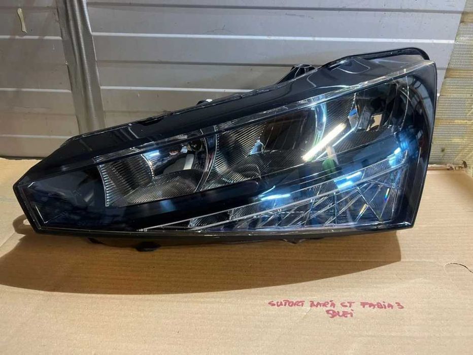 Far stanga LED Skoda Scala an 2019 2020 2021 2022