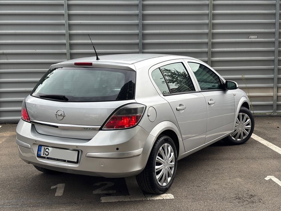 Opel Astra H facelift