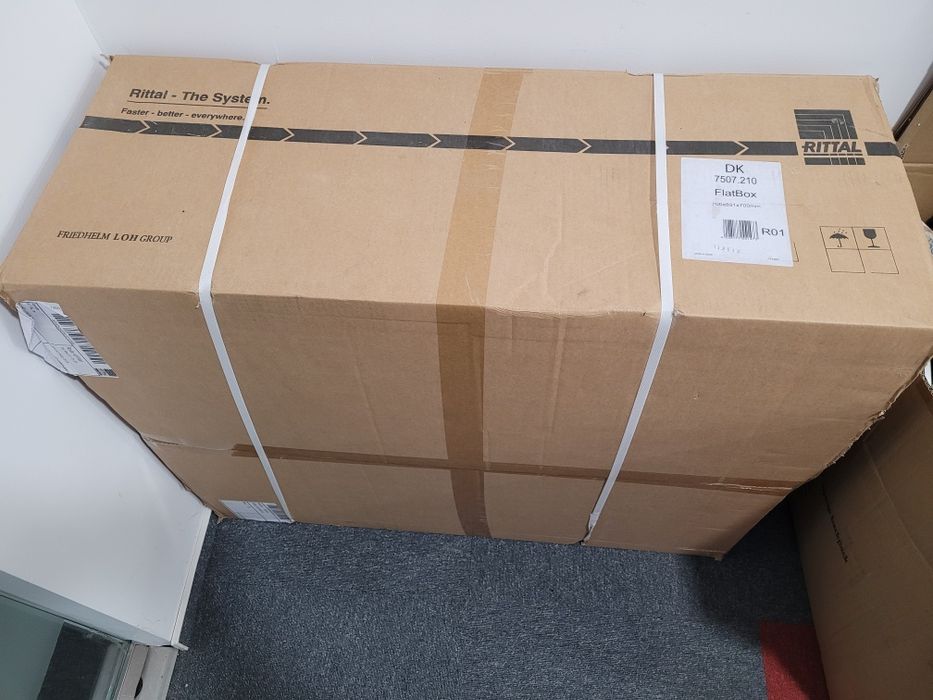 Cutie servere rack flatbox rittal 7507210