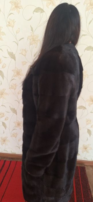 Норковая  шуба,новая