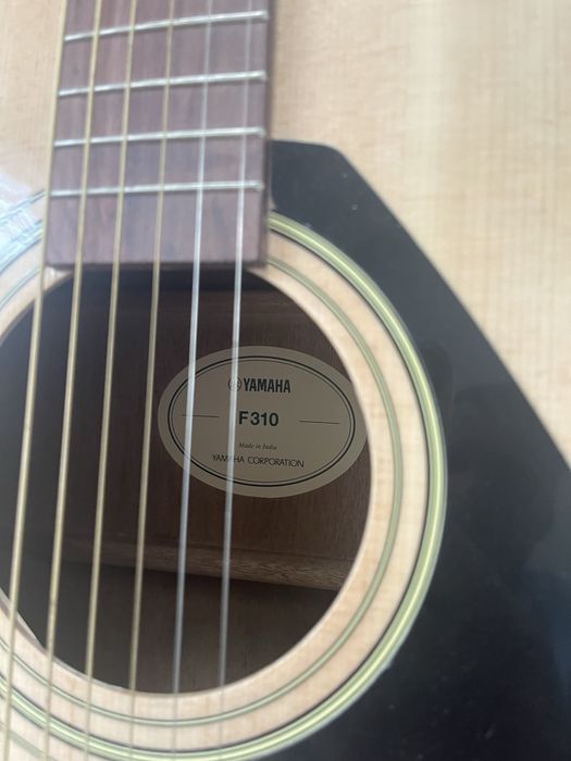 Китара yamaha c калъф