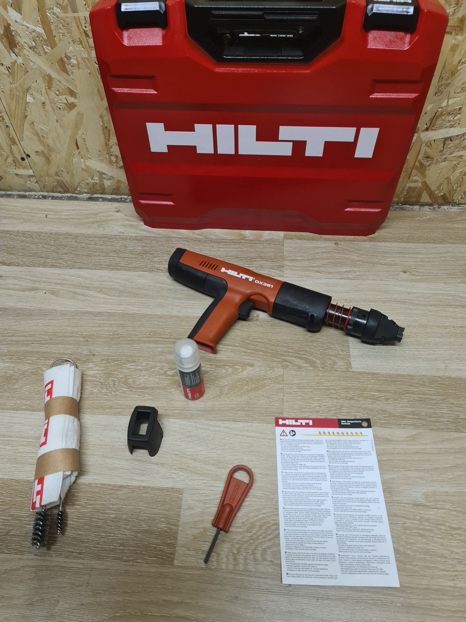 Pistol cuie hilti dx 351