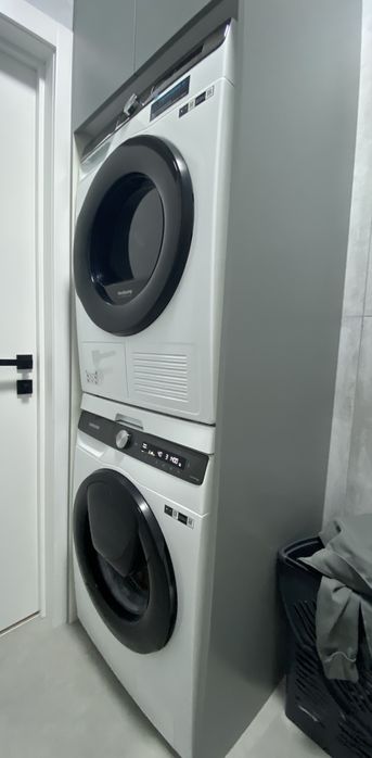 Стиральная машинка и сушилка с полкой для белья Samsung