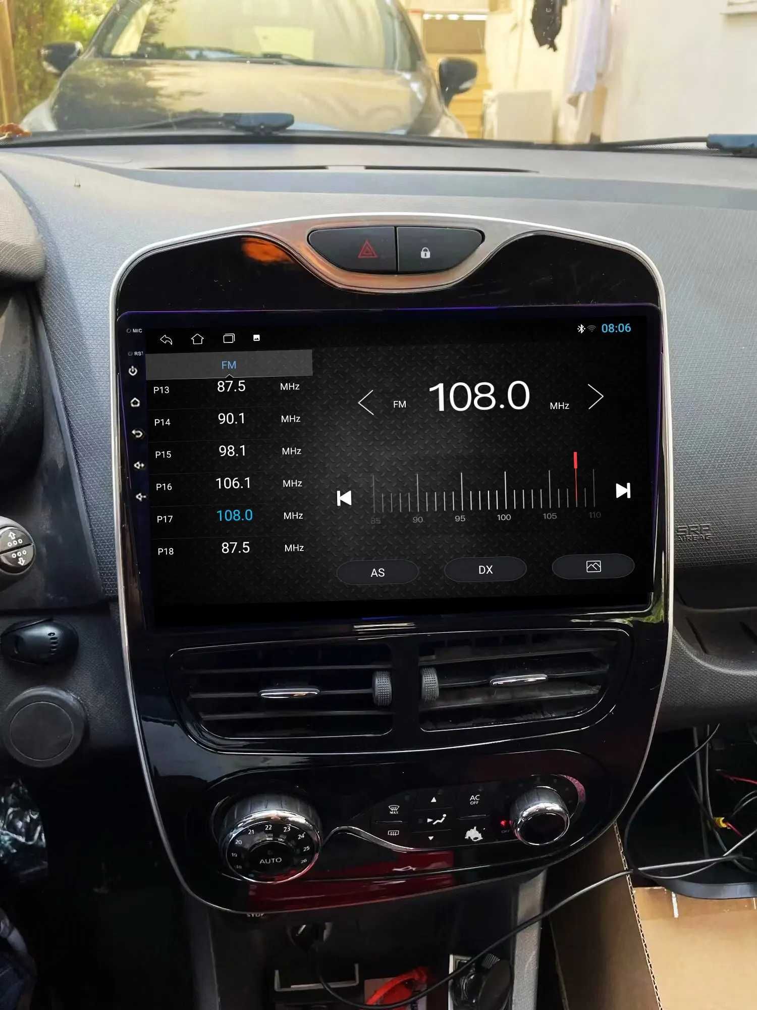 PROMOTIE - Navigatie GPS Android Renault Clio 4 - QLed, DSP, WIFI, BT