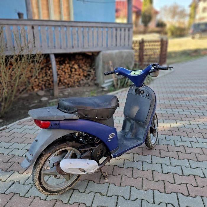 Scuter Piaggio Free 50