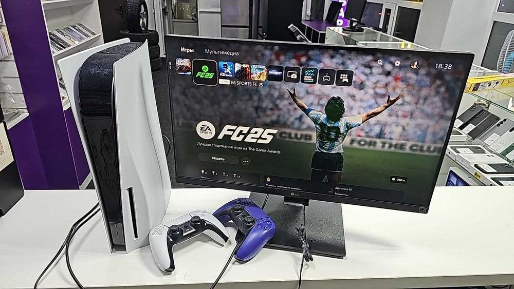 Sony PlayStation 5 (модель CFI-1208A) — мощная игровая консоль