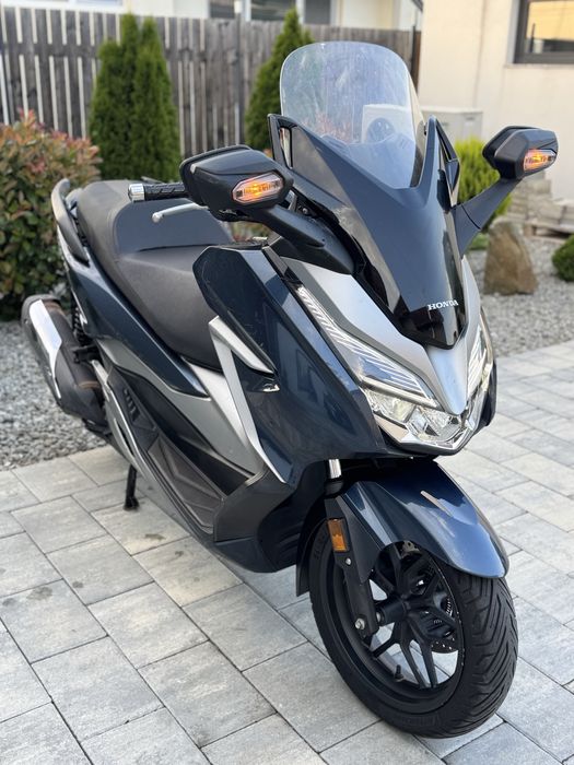 Honda Forza 300 facelift/ Led Abs