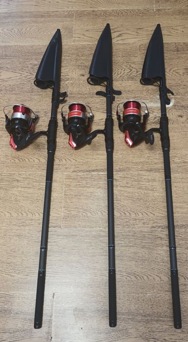 SET 3 Lansete Crap LEGEND TELE CARP 3.9m + 3 Mulinete YUMOSHI 8000