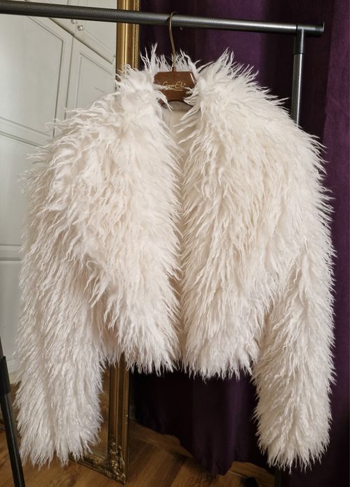 ново дамско палто с косъм