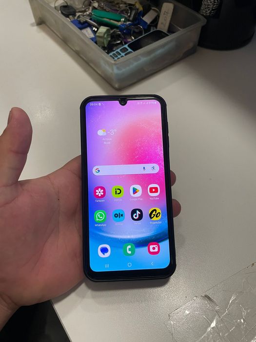 Продам телефон Samsung A24 память 128гб
