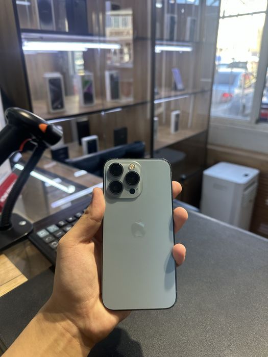 Продам Iphone 13 Pro