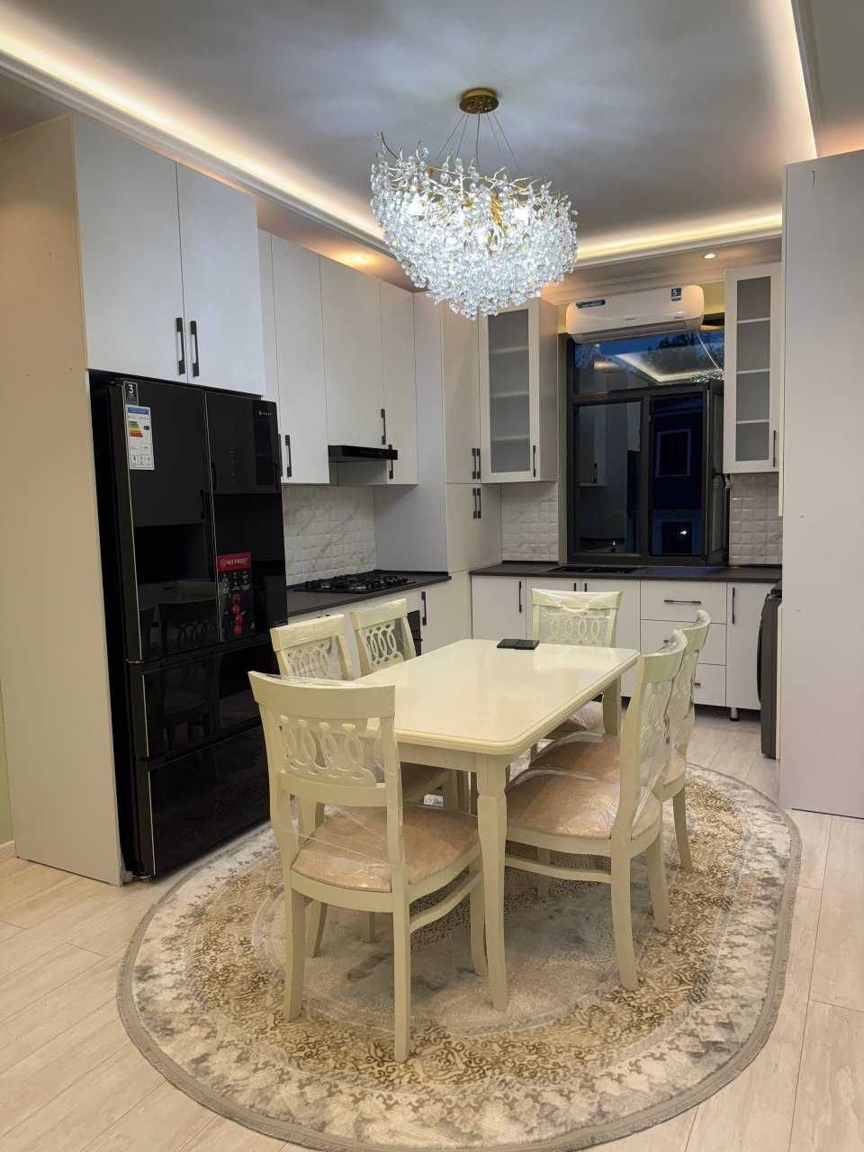 Сдам 3х комнатную кв в ЖК Comfort house, Юнусабад 11, без маклера