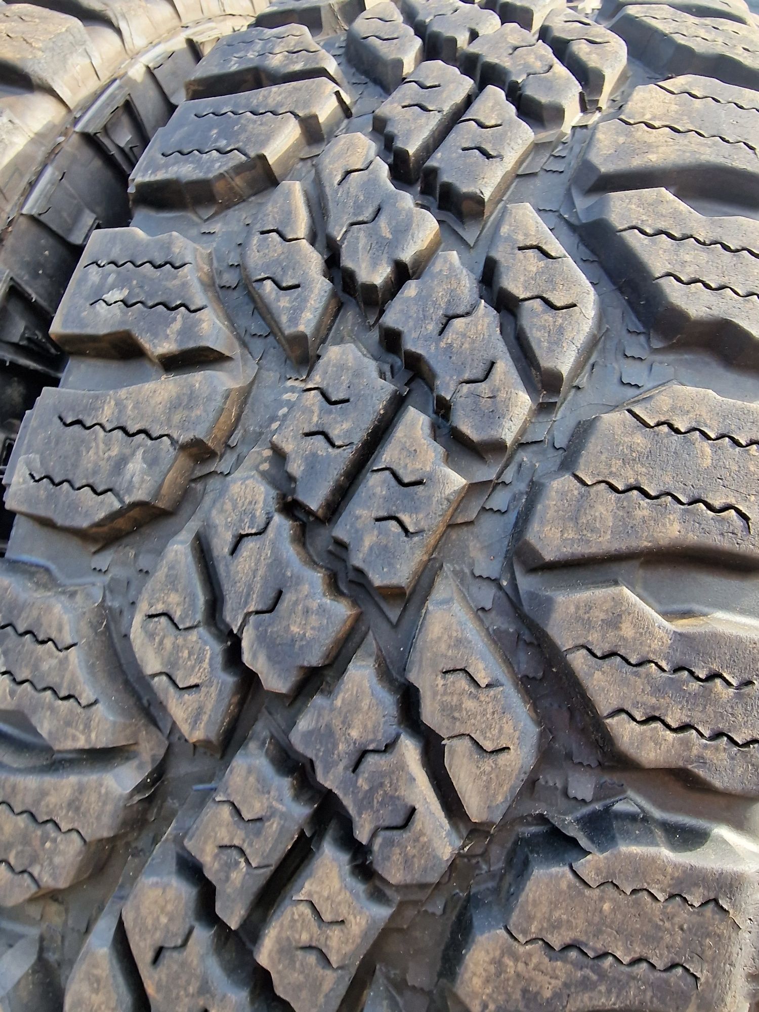 Anvelope 285/75R18 marca Goodyear, DOT 2024