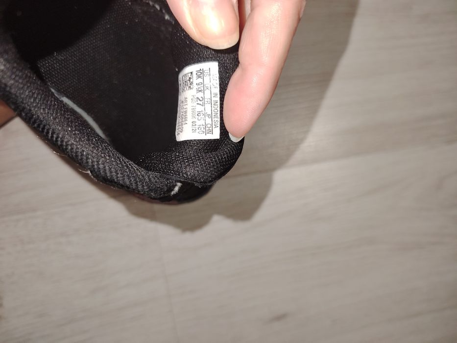 Детски маратонки 27 и 29 номер