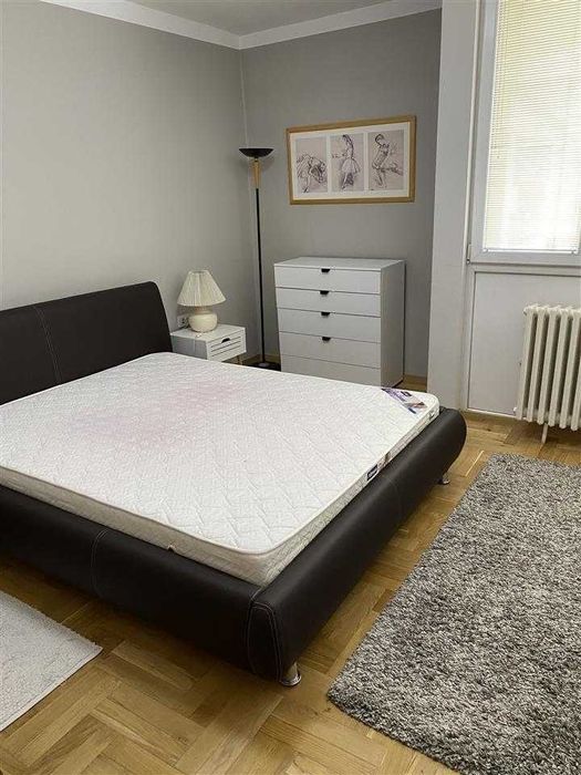 Дава се под наем Двустаен апартамент в Бургас, Изгрев - 59 кв.м за 178.5 € - Снимка #2