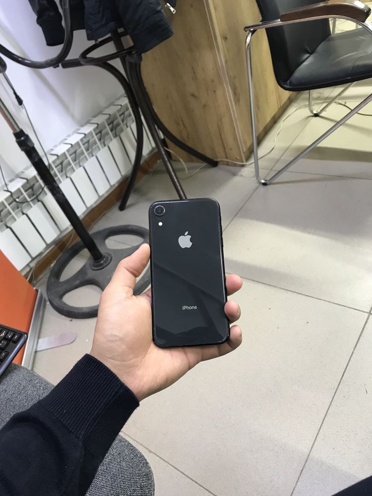 Iphone XR 128gb…