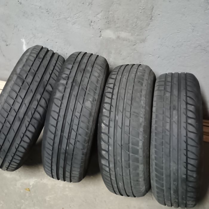 Cauciucuri 185 65 15