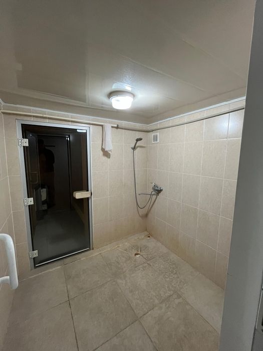 Благоустроенный 2-х этажный дом в микрорайоне "САМАЛ-1".