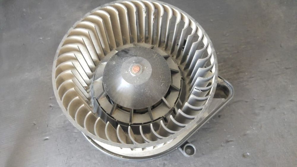 aeroterma   audi a4 b7  2004-2008 8e1820021e